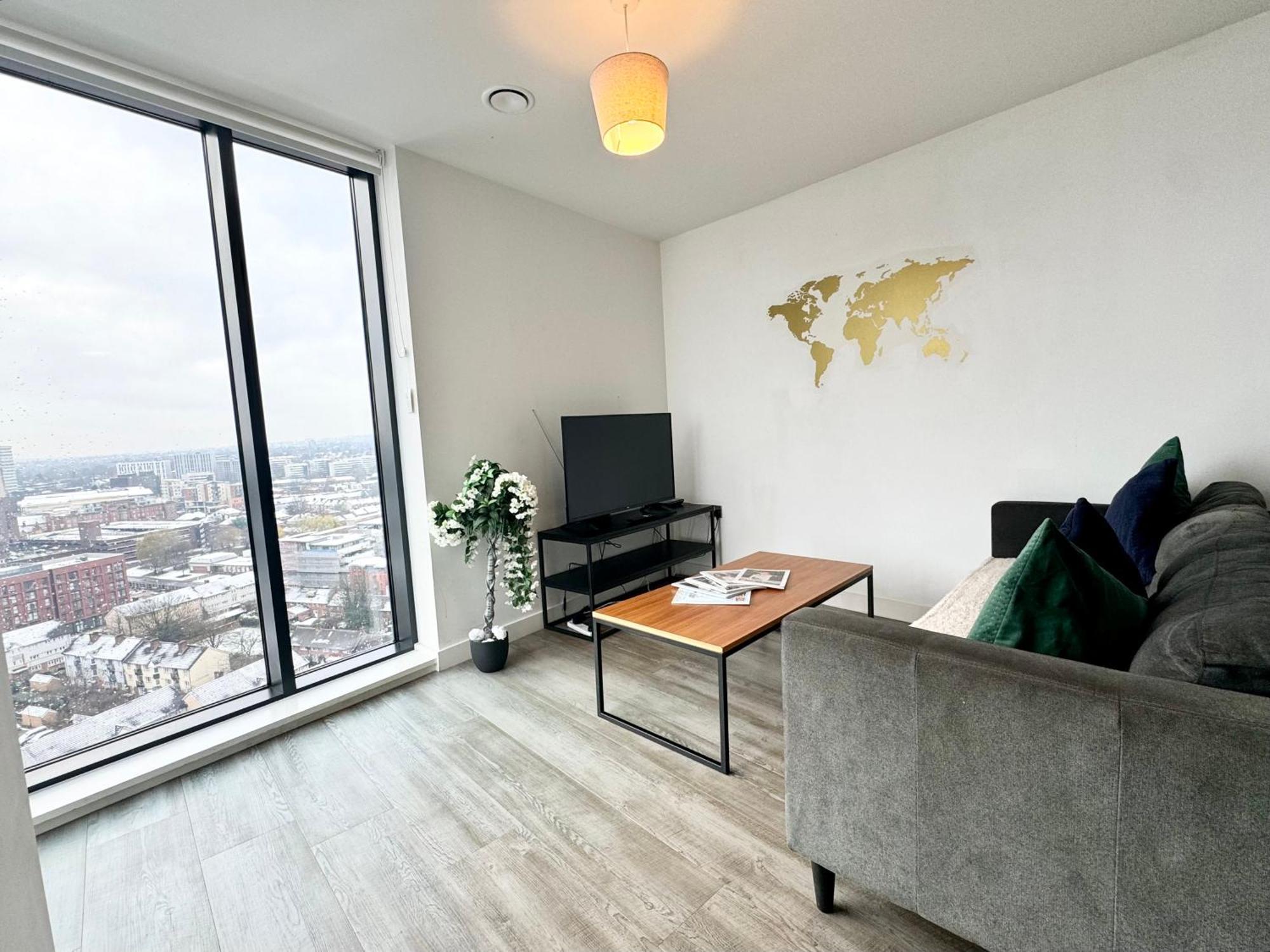 Premium Deals L Last-minute L 4 Min Walk To Library L 18th Floor 2 Bed 2 Bath Centre Penthouse With Gym & Netflix By Jvt Short Lets Birmingham